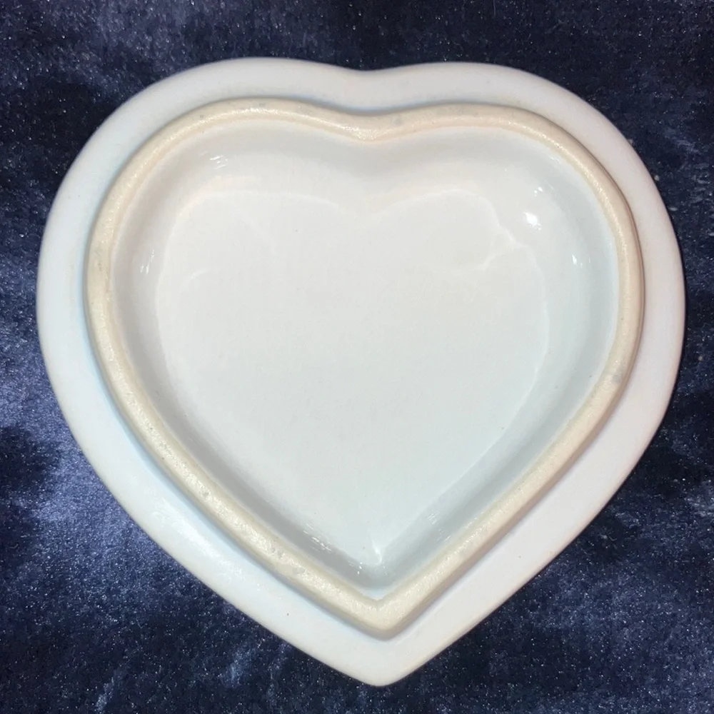 Victorian Rose Porcelain‎ Heart-Shaped Trinket Box Kimiko Ikeda Pink Green
